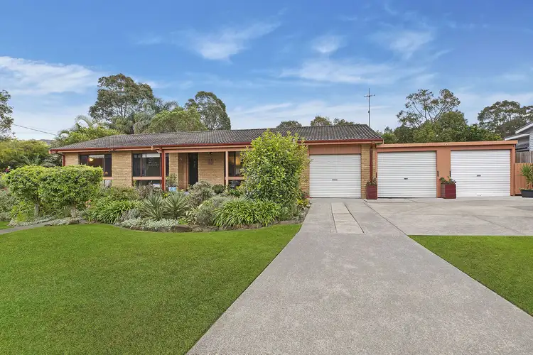 15 Sylvia Avenue, Gorokan NSW 2263
