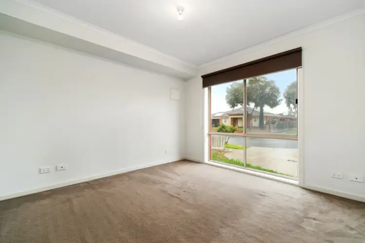 Sixth view of Homely unit listing, 4/29 Chardonnay Drive, Skye VIC 3977