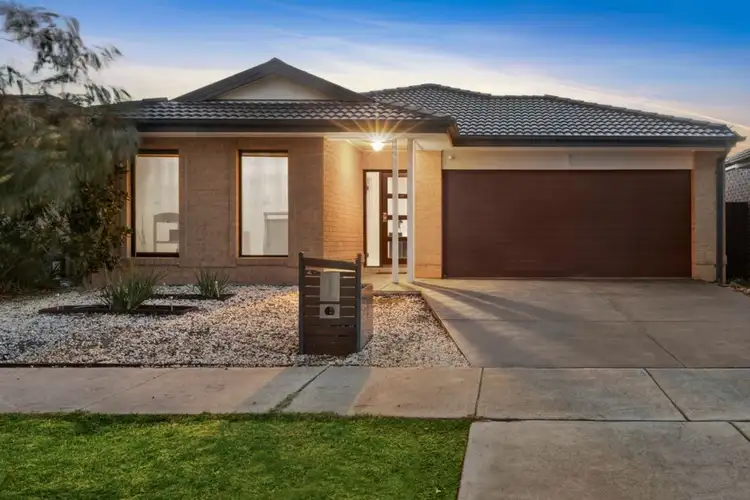 27 Prominence Boulevard, Armstrong Creek VIC 3217