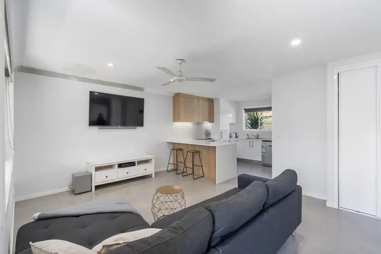 2/2 Hope Street, Nerang QLD 4211