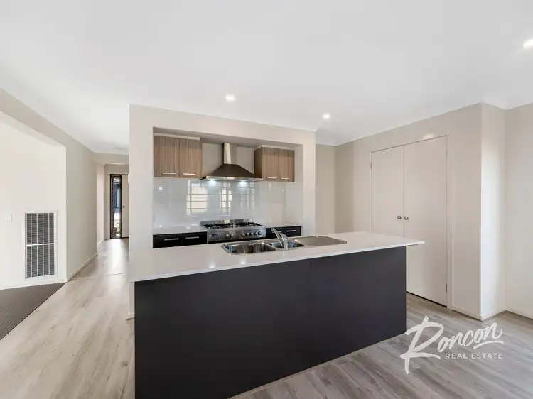 13 Snedden Street, Armstrong Creek VIC 3217
