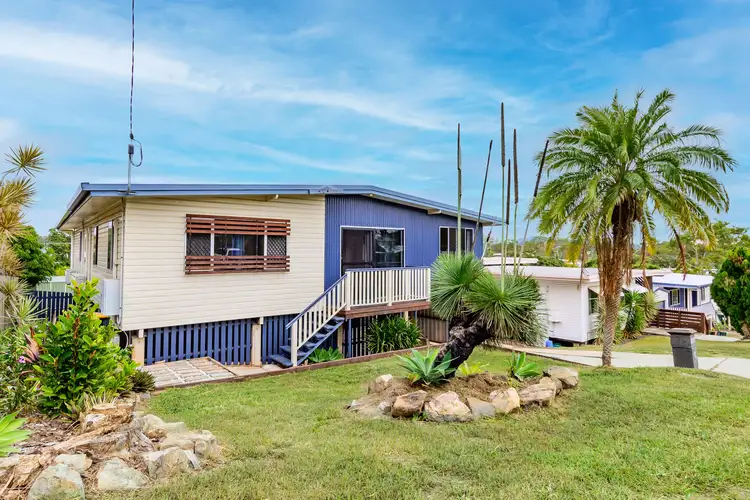 31 Wilson Street, New Auckland QLD 4680