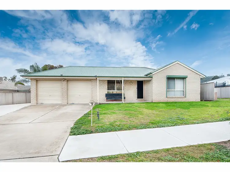 15 Kurrajong Crescent, West Albury NSW 2640