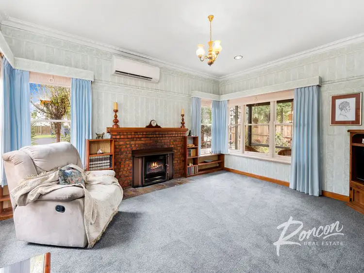 1 Mernda Parade, Belmont VIC 3216
