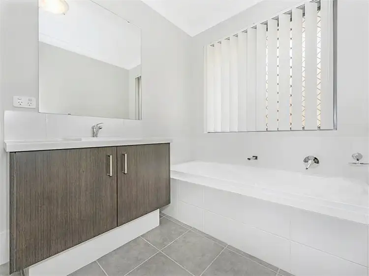 Fourth view of Homely house listing, 128 Sapphire Chase, Wellard WA 6170