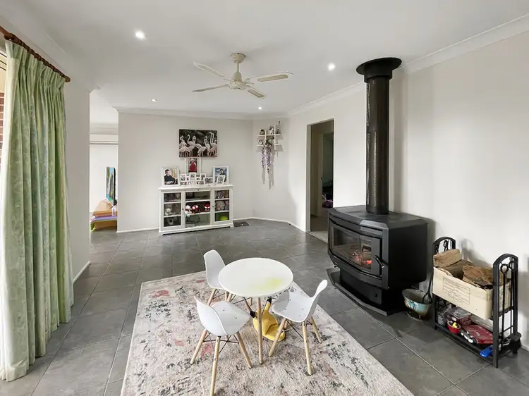 Seventh view of Homely house listing, 52 Constantina Circuit, Goulburn NSW 2580