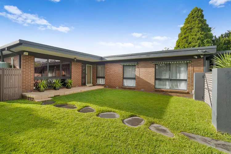 2 Lefevre Court, Frankston VIC 3199