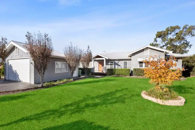 3 Highland Park Road, Meringandan West QLD 4352