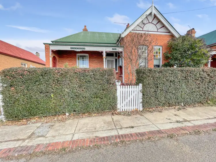 6 Thorne Avenue, Goulburn NSW 2580