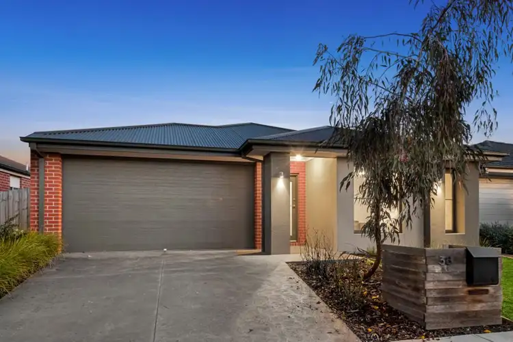 38 Middleton Road, Armstrong Creek VIC 3217