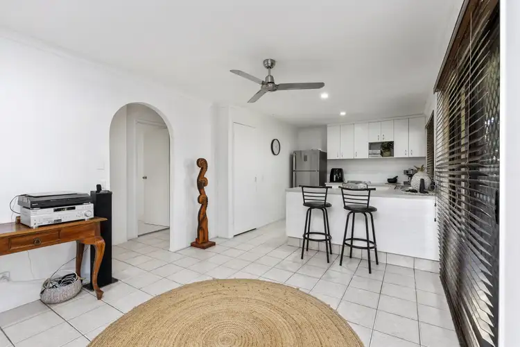Sixth view of Homely semi-detached listing, 1/16 Gumbeel Court, Highland Park QLD 4211