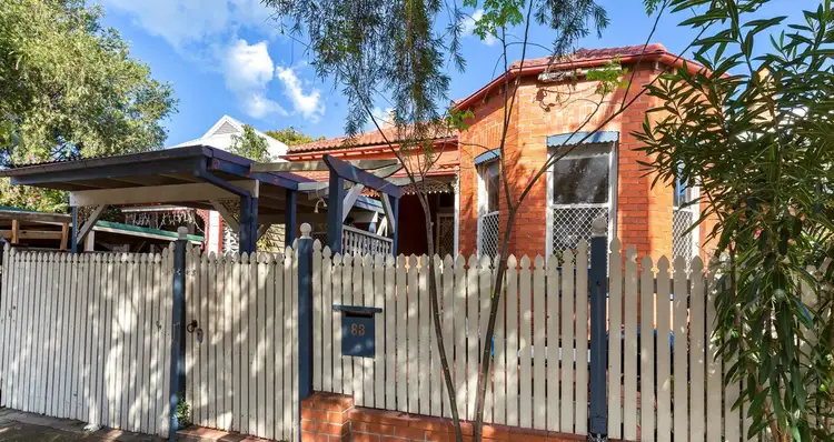 83 Lindsay Street, Hamilton NSW 2303
