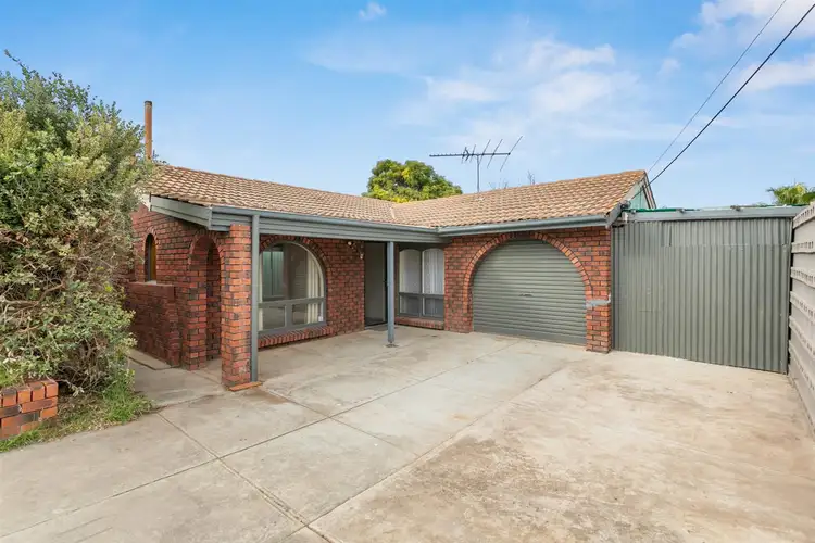 29 Trelawney Crescent, Huntfield Heights SA 5163