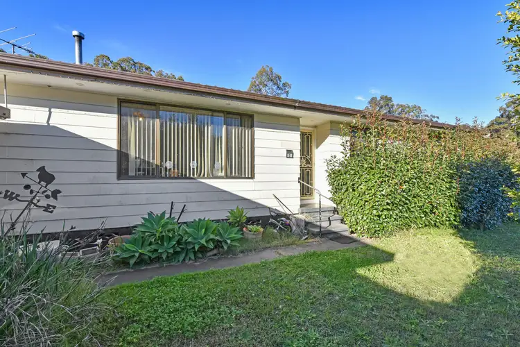 3 Ellalong Road, Pelton NSW 2325