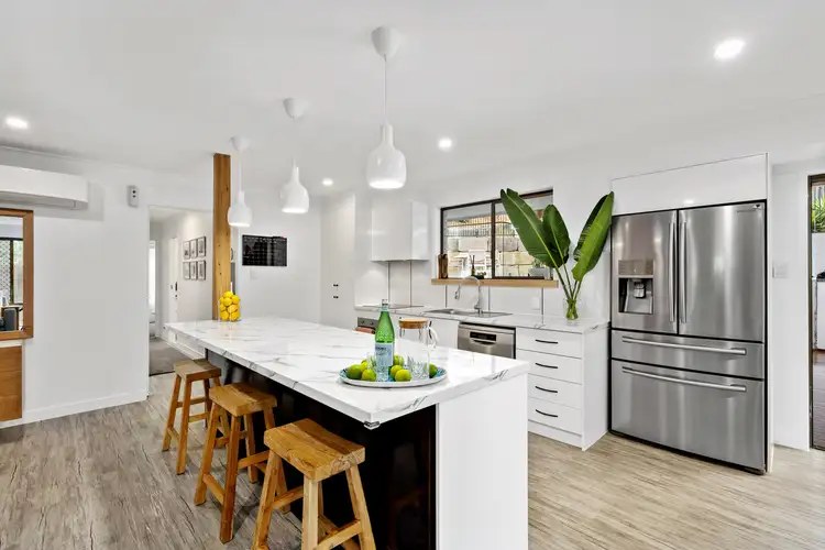 Second view of Homely house listing, 10 Culloden Court, Highland Park QLD 4211