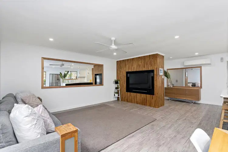 Fourth view of Homely house listing, 10 Culloden Court, Highland Park QLD 4211