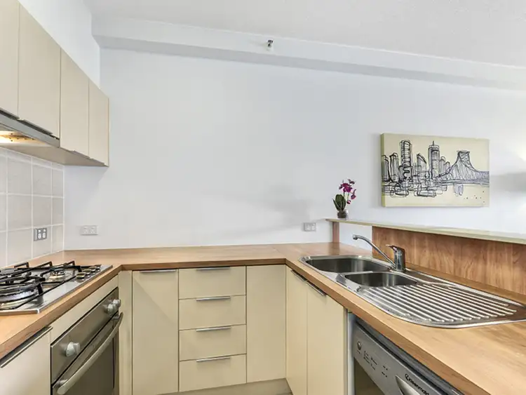 Fifth view of Homely apartment listing, 56/170 Leichhardt Street, Spring Hill QLD 4000