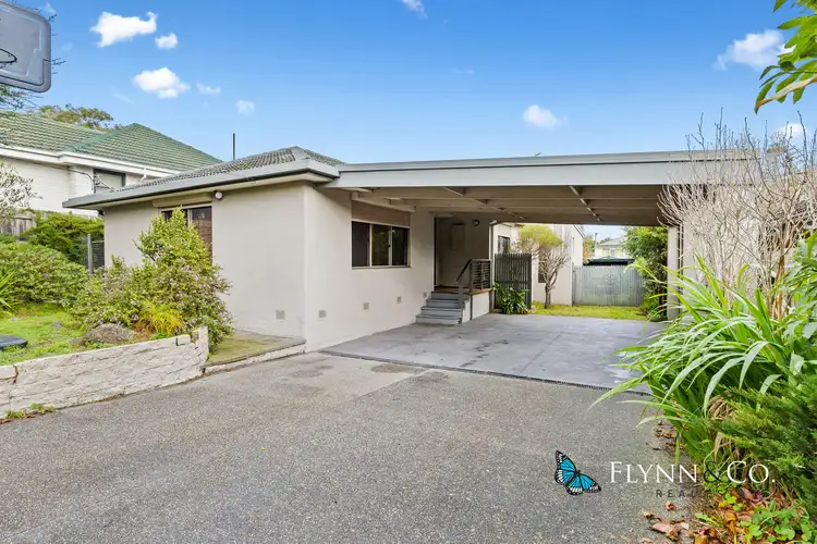 20 First Avenue, Rosebud VIC 3939