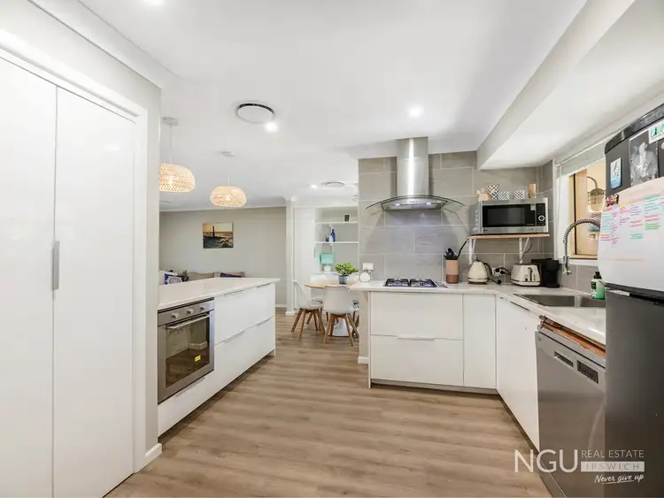 Second view of Homely house listing, 7 Jonquil Circuit, Flinders View QLD 4305