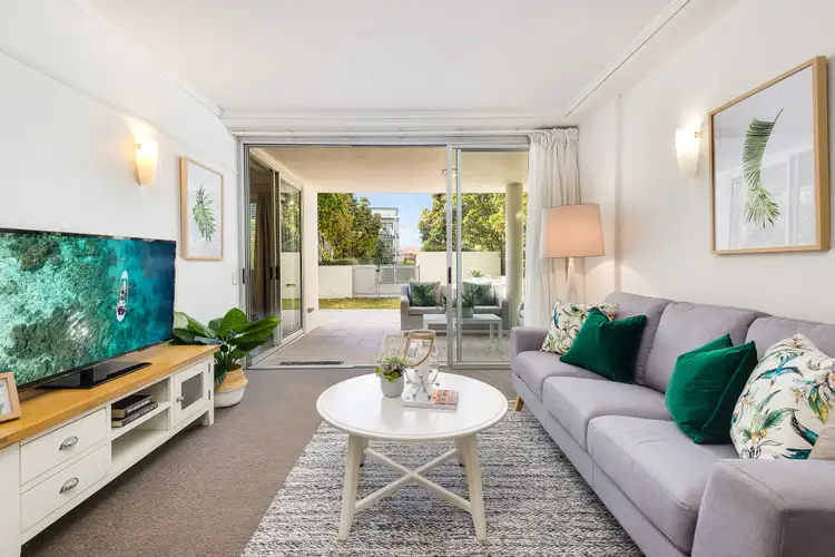 Second view of Homely apartment listing, 306/51 Hope Street, Spring Hill QLD 4000