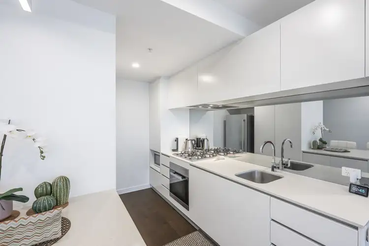 Third view of Homely apartment listing, 1418/477 Boundary Street, Spring Hill QLD 4000