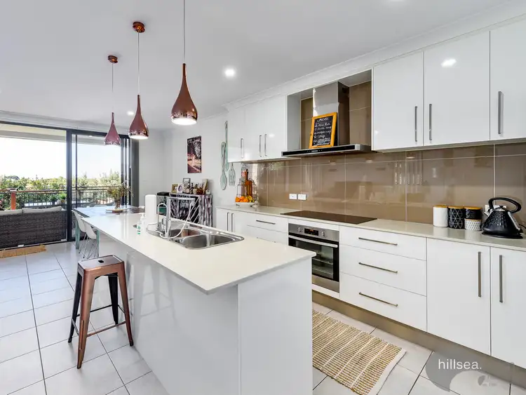 2/19 Ashbourne Terrace, Biggera Waters QLD 4216