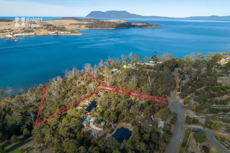 87 Barton Avenue, Triabunna TAS 7190