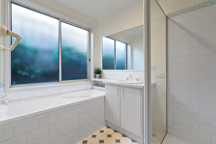 Sixth view of Homely house listing, 6 Helens Way, Langwarrin VIC 3910