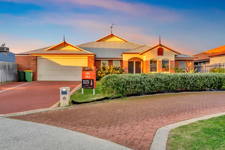 17 Carissa Turn, Halls Head WA 6210