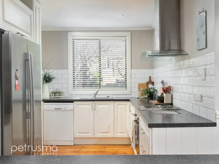 2/2 Avon Road, South Hobart TAS 7004