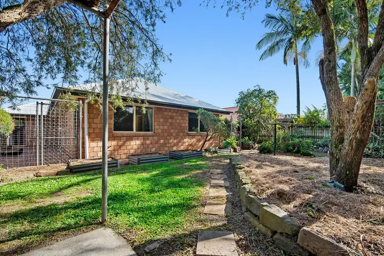 Fifth view of Homely house listing, 8 Avondale Place, Little Mountain QLD 4551