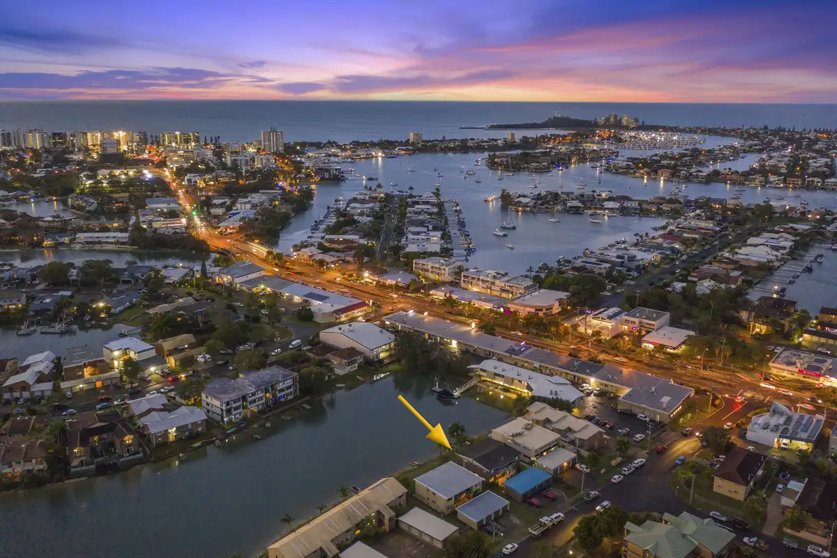 Main view of Homely unit listing, 2/8-10 Akeringa Place, Mooloolaba QLD 4557