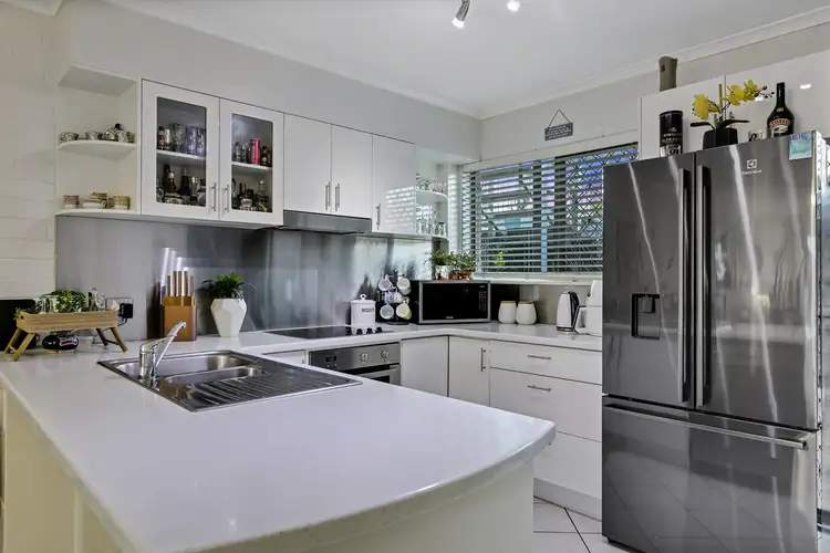 Second view of Homely unit listing, 2/8-10 Akeringa Place, Mooloolaba QLD 4557