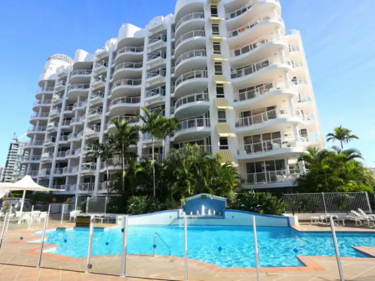 1111/24 Queensland Avenue, Broadbeach QLD 4218