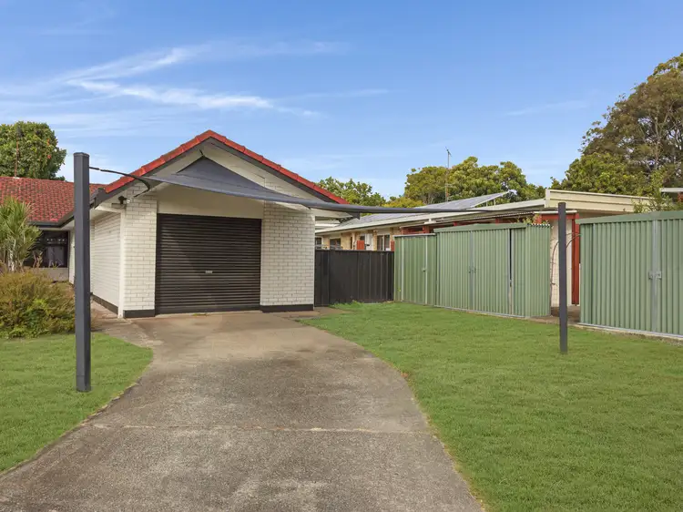 Main view of Homely semi-detached listing, 2/10 Macaw Avenue, Miami QLD 4220