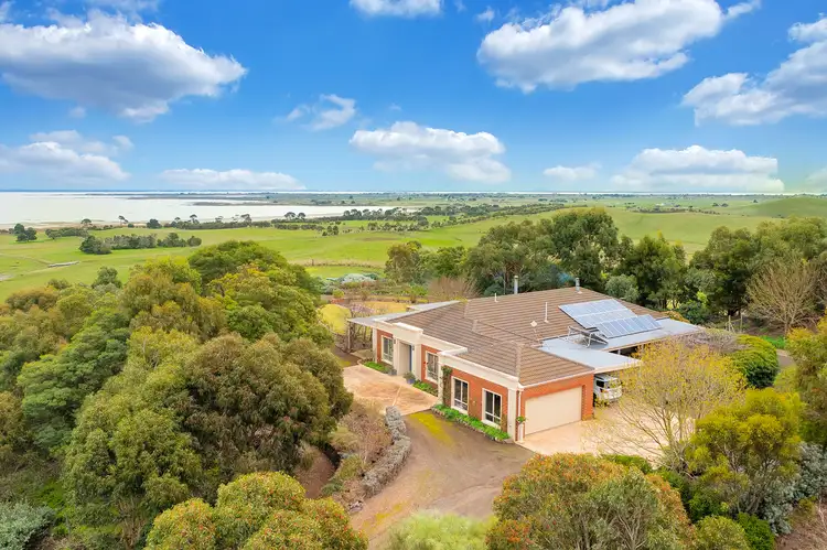 215 Lineens Road, Corunnun VIC 3249