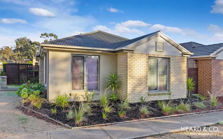 Main view of Homely house listing, 1/4-6 Greenview Circuit, Epsom VIC 3551