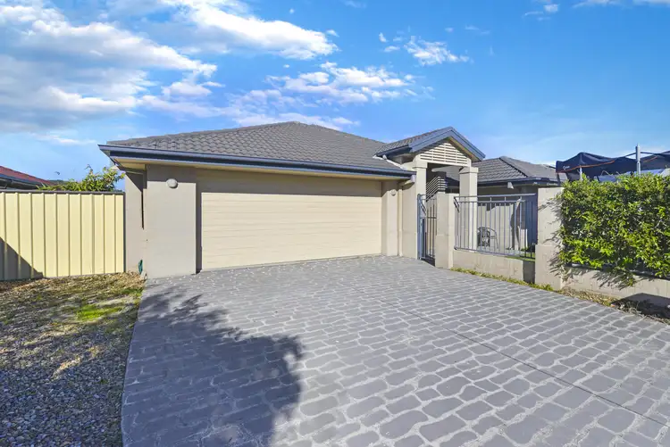 84 Ormeau Ridge Road, Ormeau Hills QLD 4208