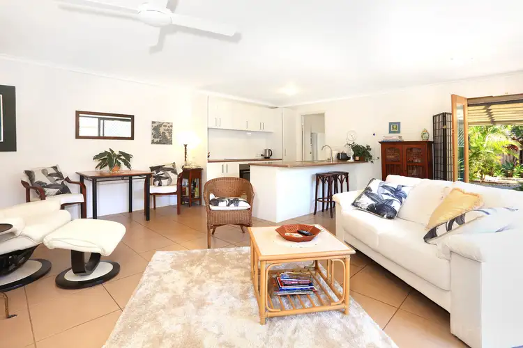 49 Morinda Way