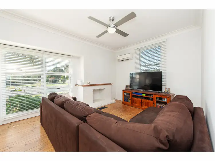 Second view of Homely house listing, 327 Curlew Crescent, North Albury NSW 2640