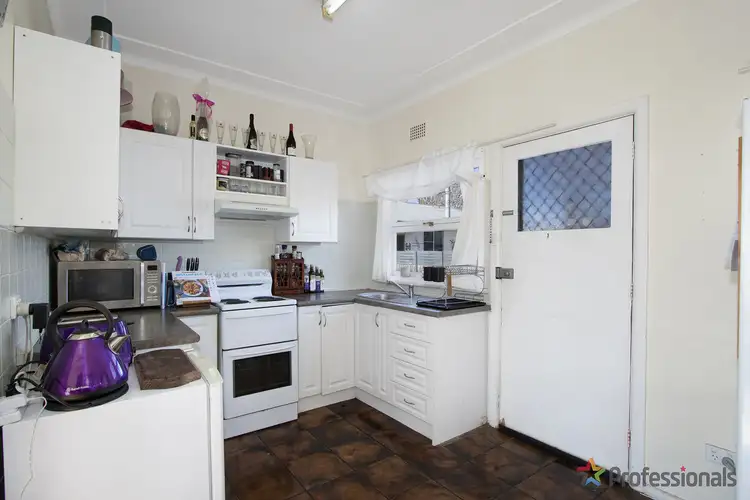 Second view of Homely house listing, 2a James Avenue, Armidale NSW 2350