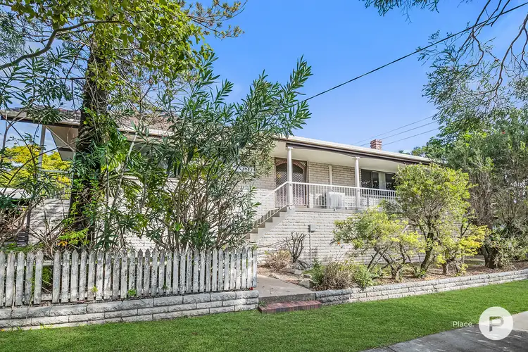 68 Scrub Road, Carindale QLD 4152