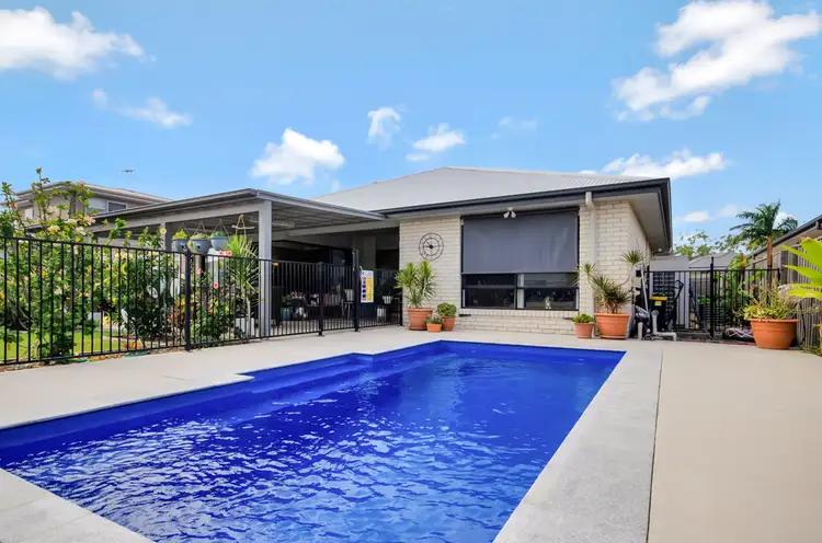 8 Winpara Drive, Kirkwood QLD 4680