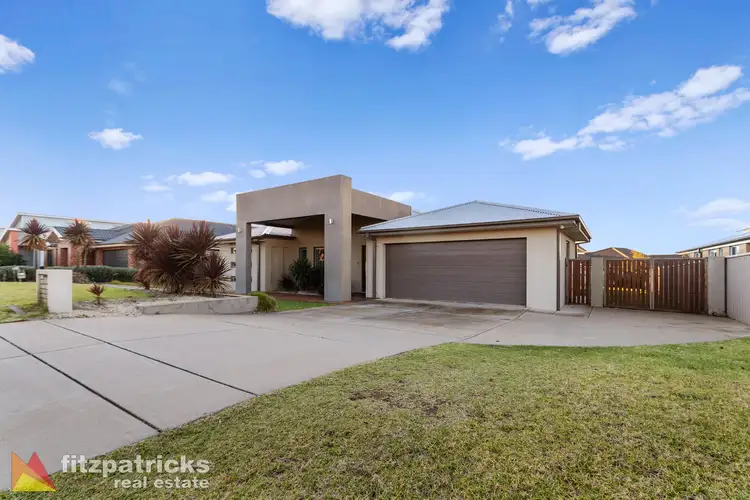 36 Deakin Avenue, Lloyd NSW 2650