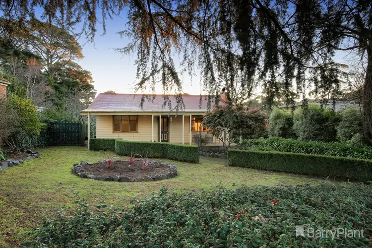 18 Ambrose Street, Emerald VIC 3782