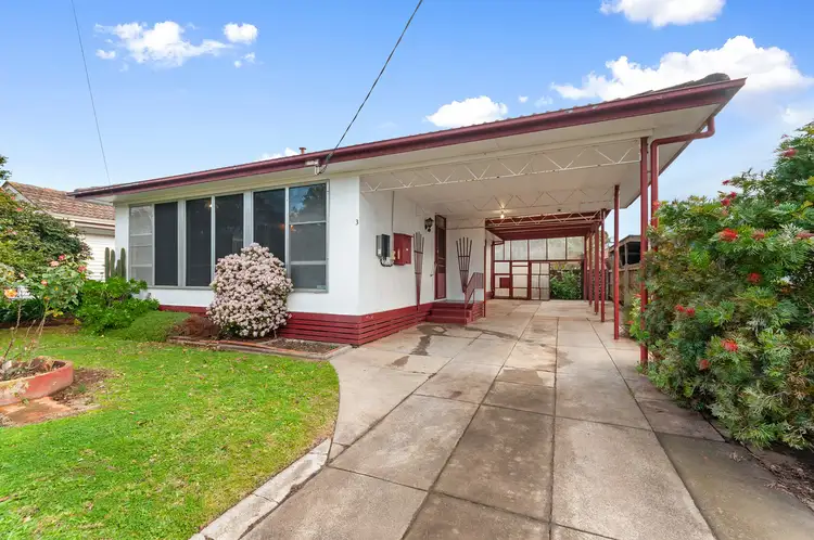 3 Cartledge Way, Sale VIC 3850