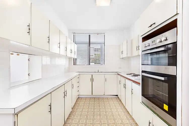 Fifth view of Homely apartment listing, 8/42 Dunmore Terrace, Auchenflower QLD 4066