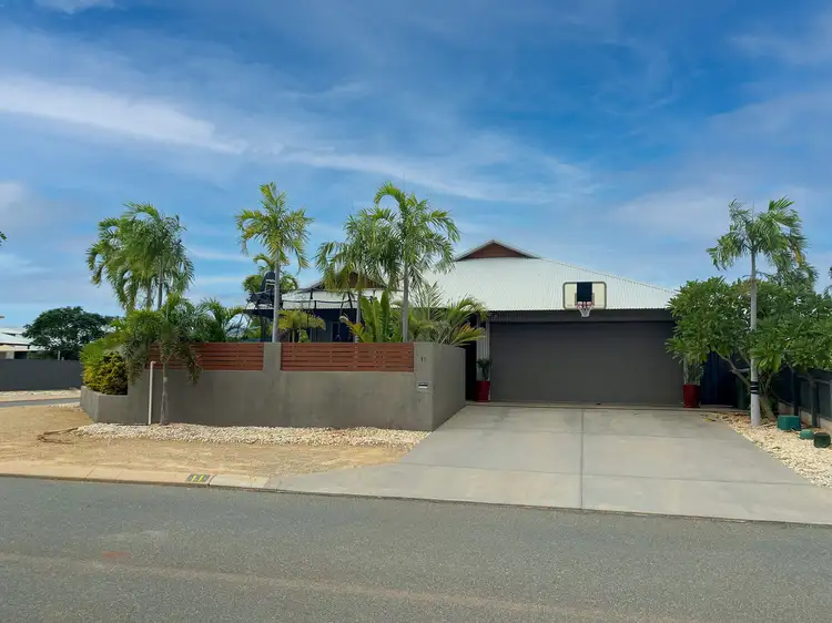 11 Ganbarr Street, Baynton WA 6714