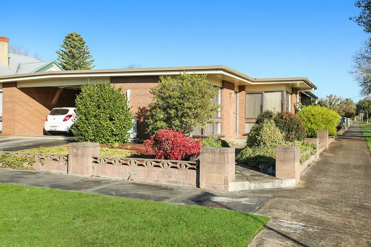 Main view of Homely townhouse listing, 3/7 Gellibrand Street, Colac VIC 3250