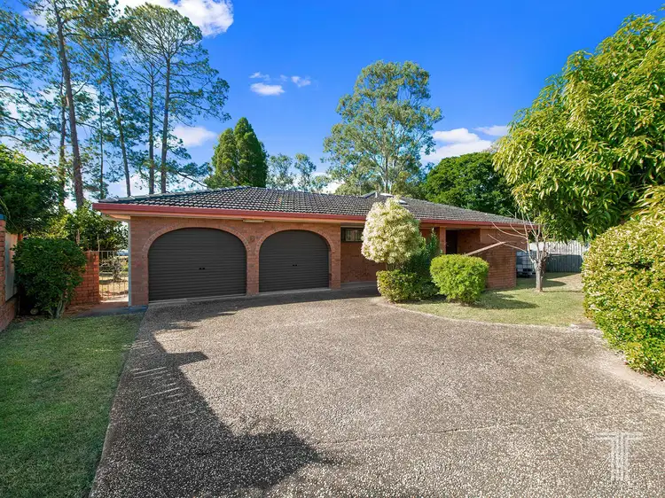 Main view of Homely house listing, 7 Caister Court, Carindale QLD 4152